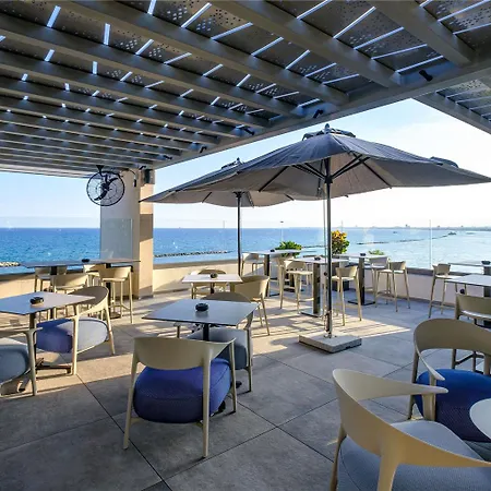 Hotel Mercure Larnaca Sazlikoy