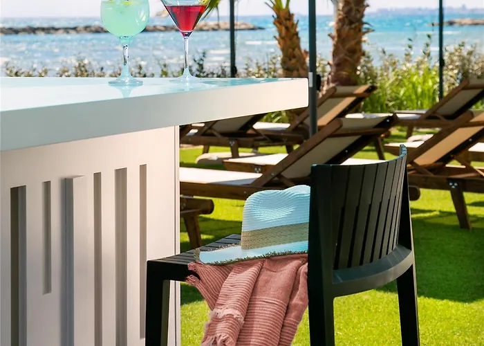 Mercure Larnaca Hotell