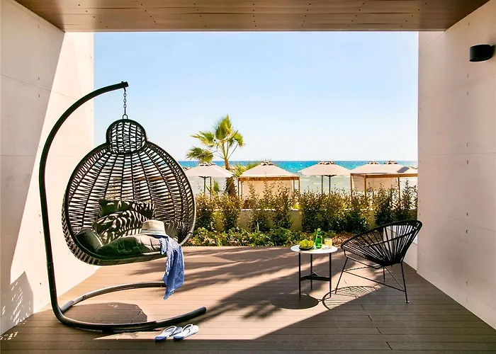 Mercure Larnaca Hotell *