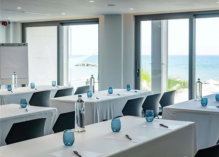 Hotell Mercure Larnaca *