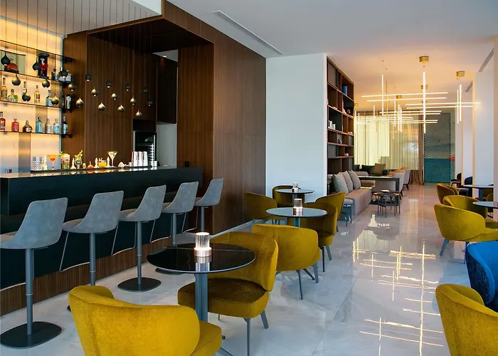 Hotell Mercure Larnaca