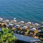 Mercure Larnaca Hotel *