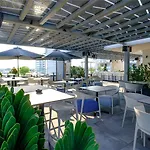 Mercure Larnaca *