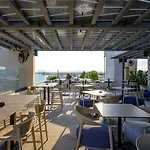 Mercure Larnaca Hotel *