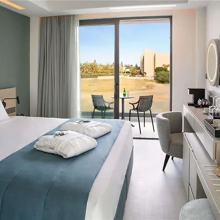 Mercure Larnaca Sazlikoy