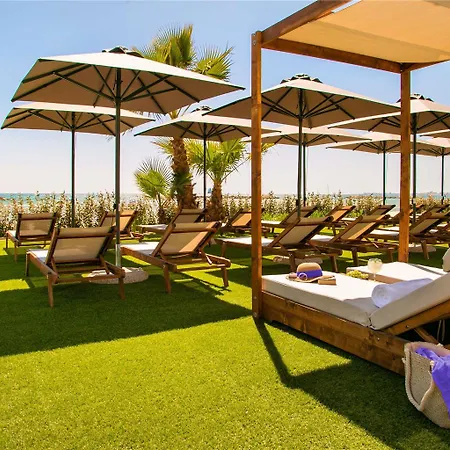 Mercure Larnaca 酒店