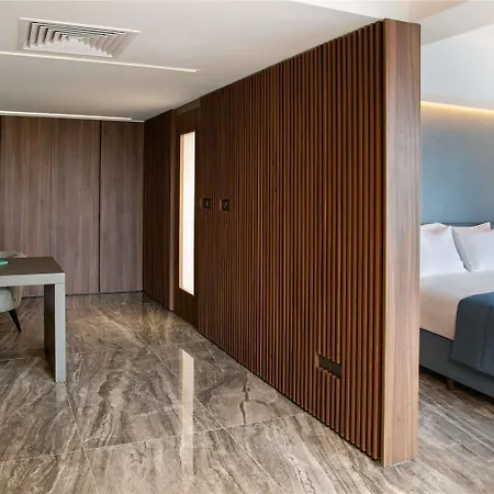Hotel Mercure Larnaca Sazlikoy