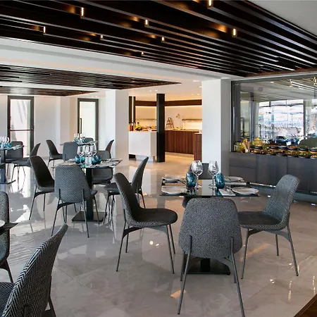 Mercure Larnaca Hotel Sazlikoy