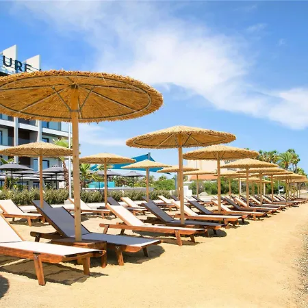 Hotel Mercure Larnaca *