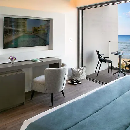 Mercure Larnaca ホテル *