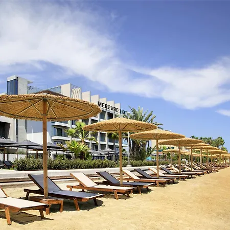 Mercure Larnaca ホテル *