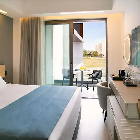 Mercure Larnaca Hotel