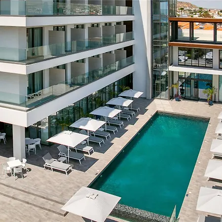 Mercure Larnaca