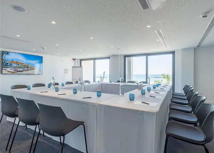 Mercure Larnaca Sazlikoy