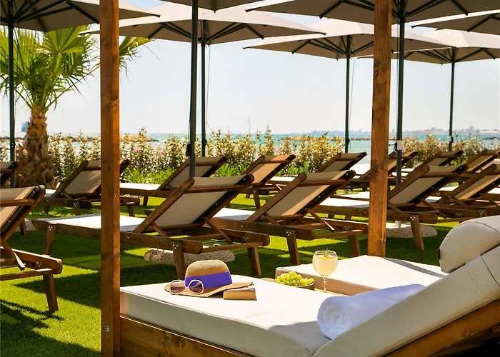 מלון Mercure Larnaca Sazlikoy